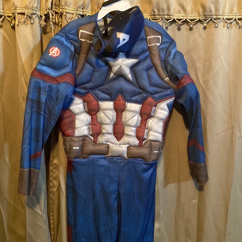 Marvel civil war avengers captain.America kids Medium costume muscle chest.